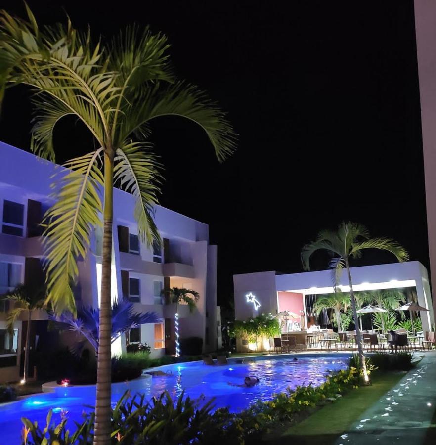 Guarajuba Porto Smeralda Village C02, Terreo - Guarajuba Temporada, Viva Mais De Uma Experiencia De Hospedagem Conosco! 130M Da Praia المظهر الخارجي الصورة